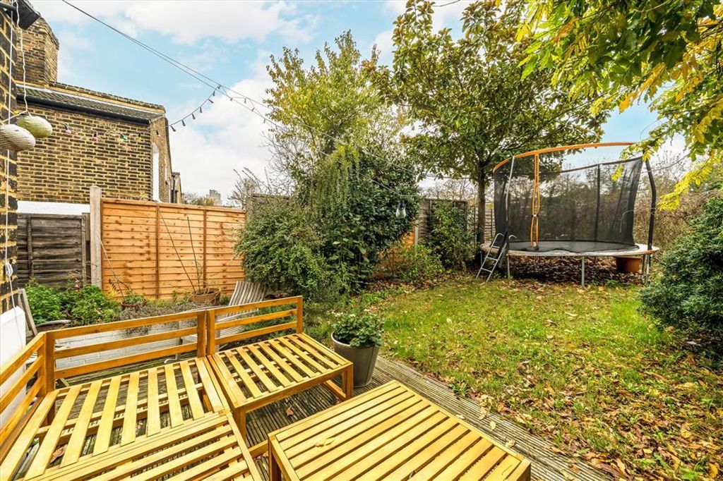 Property photo 3 of 9