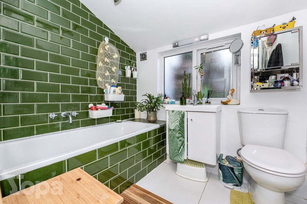 Property photo 3 of 14 Photo #3