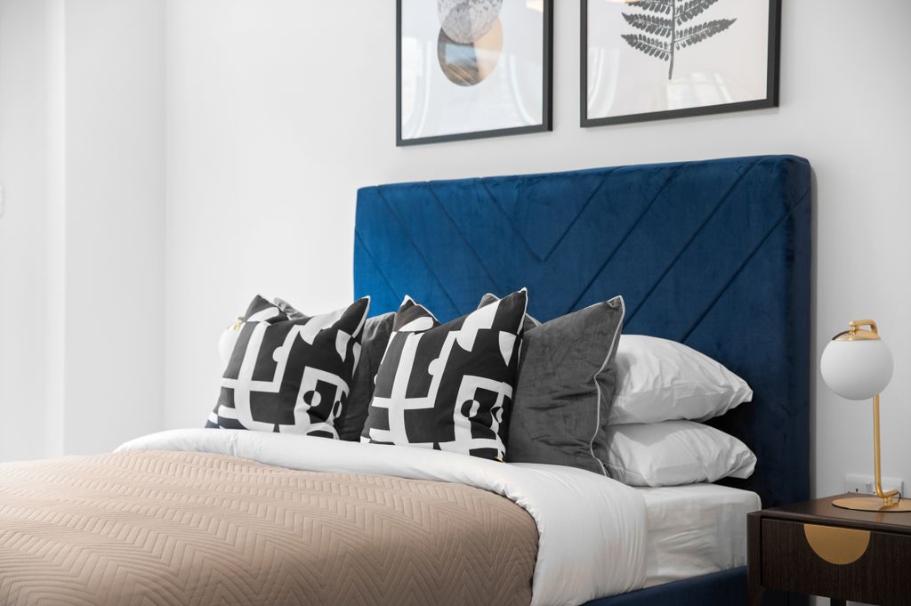 Property photo 3 of 11