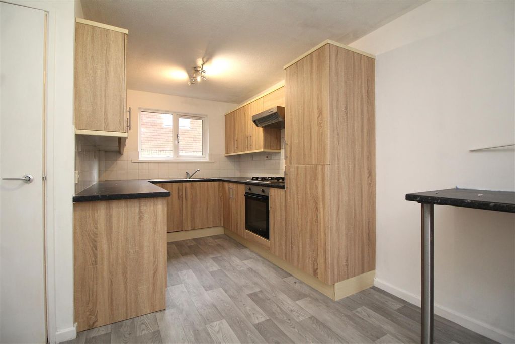 Property photo 2 of 14 Kitchen Diner .Jpg