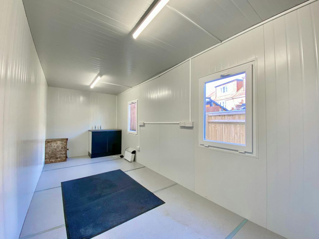 Property photo 2 of 4 Image 1