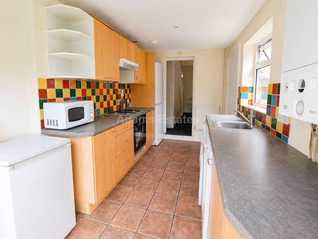 Property photo 3 of 8