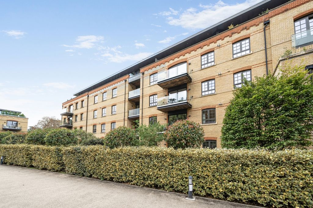 Property photo 3 of 19 1363473-1-68E691A...