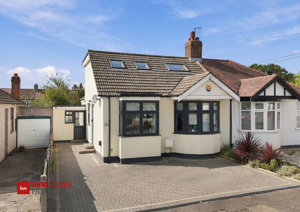Property photo 1 of 21