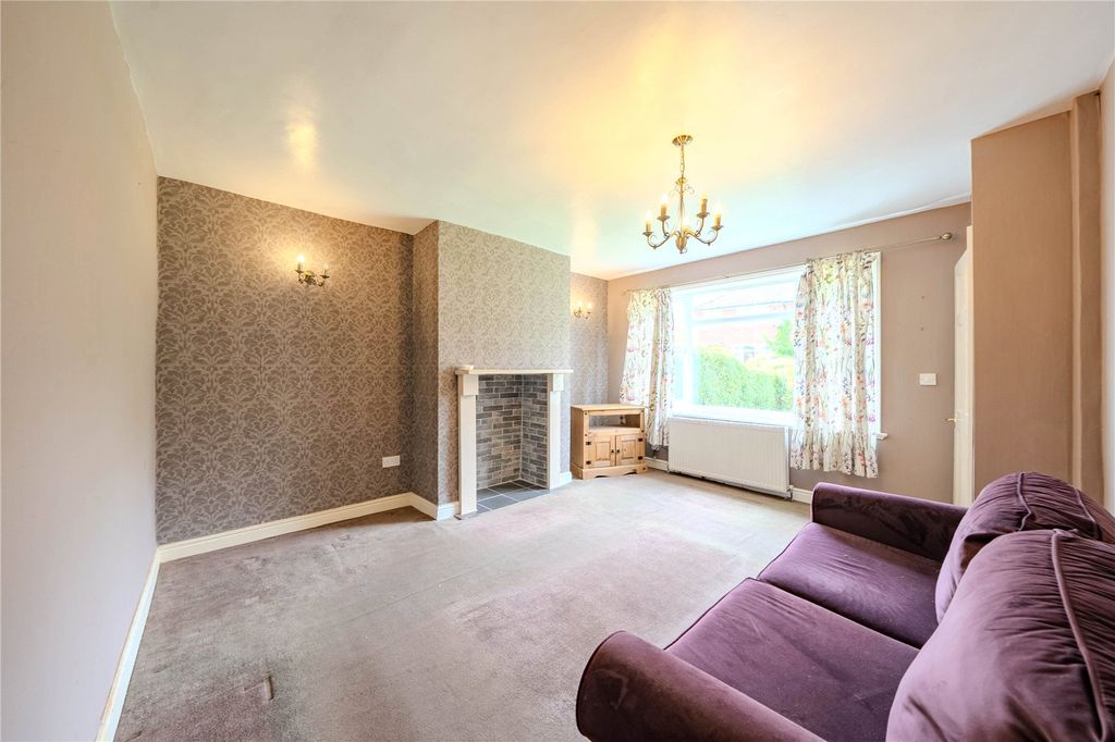 Property photo 3 of 11 Picture No. 02