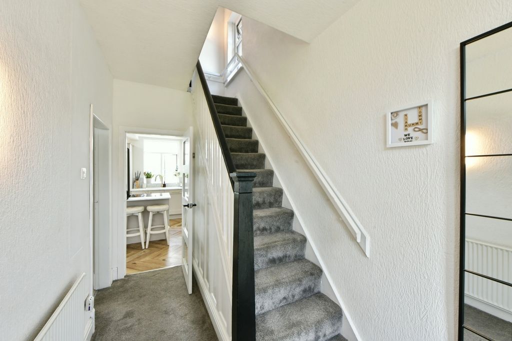 Property photo 2 of 14 Pbox-Img.Jpg