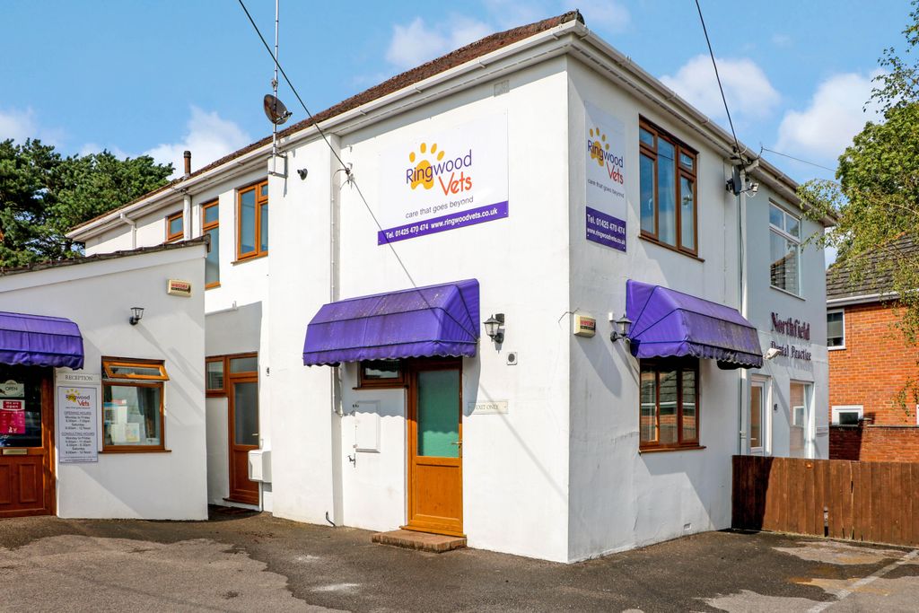 Property photo 1 of 7