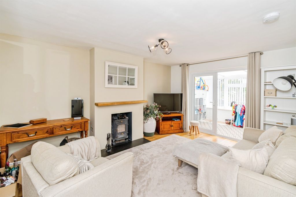 Property photo 2 of 16