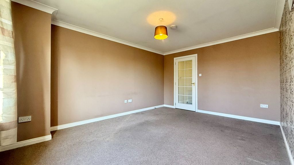 Additional image 6 of 2 bed flat for sale56 Culduthel Mains Circle, Inverness IV2