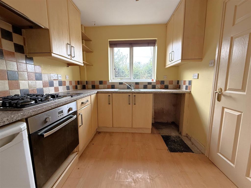 Property photo 2 of 14