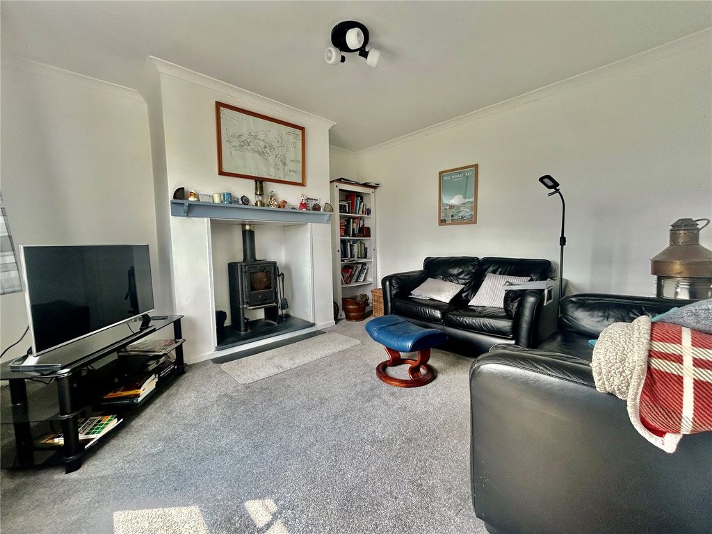 Property photo 3 of 22 Picture No. 16