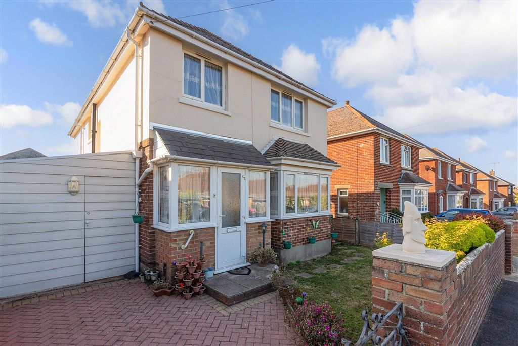 Property photo 1 of 24 Front Aspect