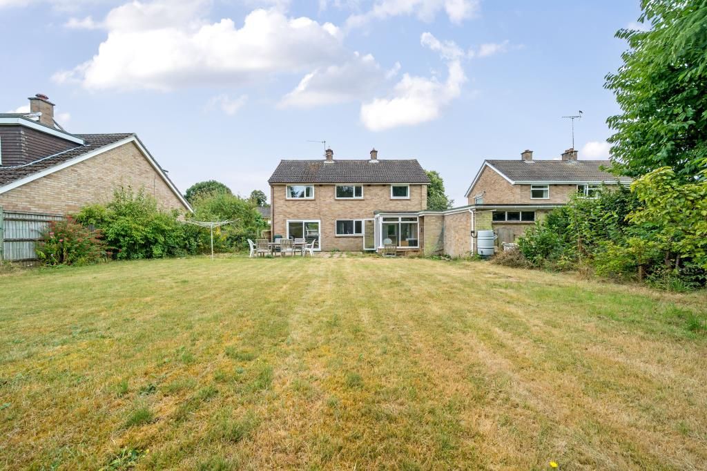 Property photo 3 of 12 Garden Shot