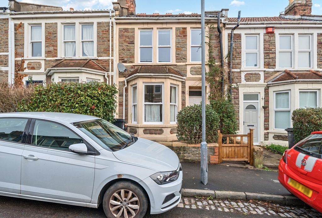 Property photo 1 of 15 1398105-1-6960d75...