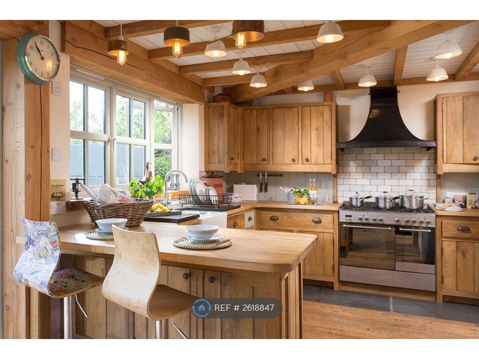 Property photo 1 of 18 Kitchen