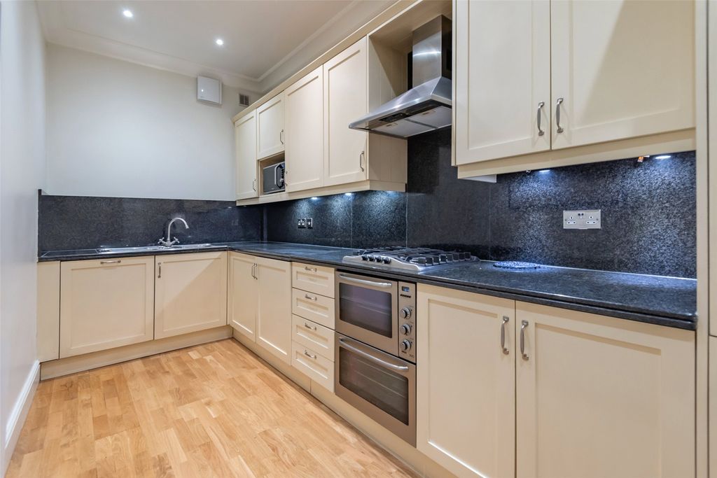 Property photo 3 of 16 Kitchen