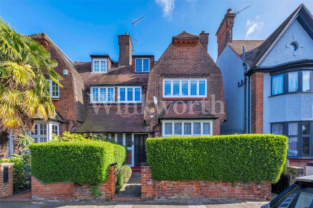 Property photo 1 of 17 Picture No. 02