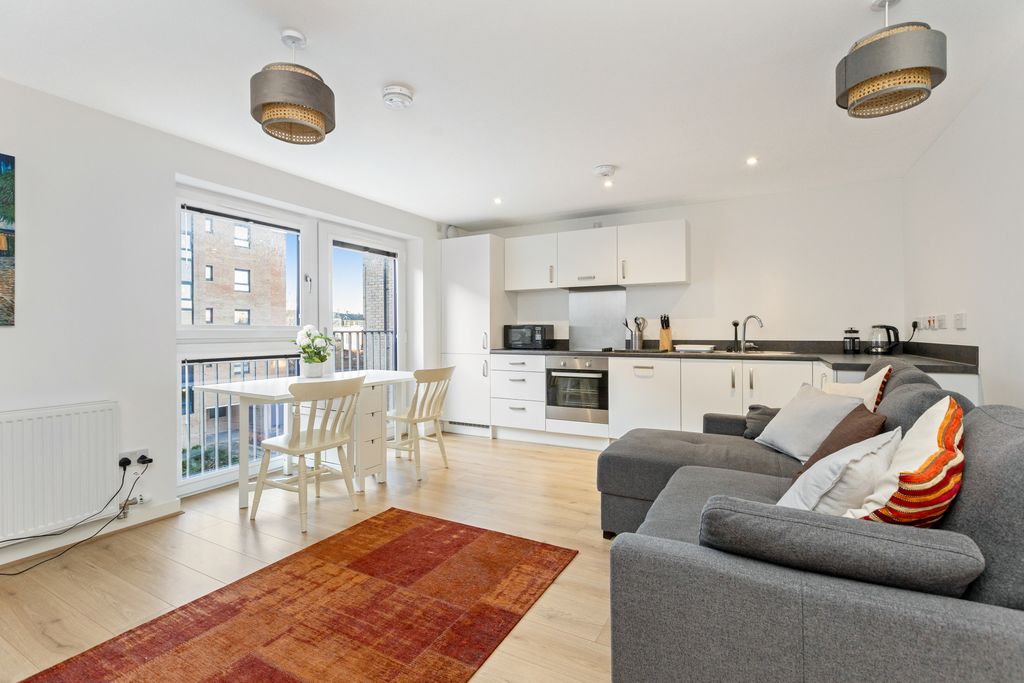 Property photo 2 of 13 Property Image 2