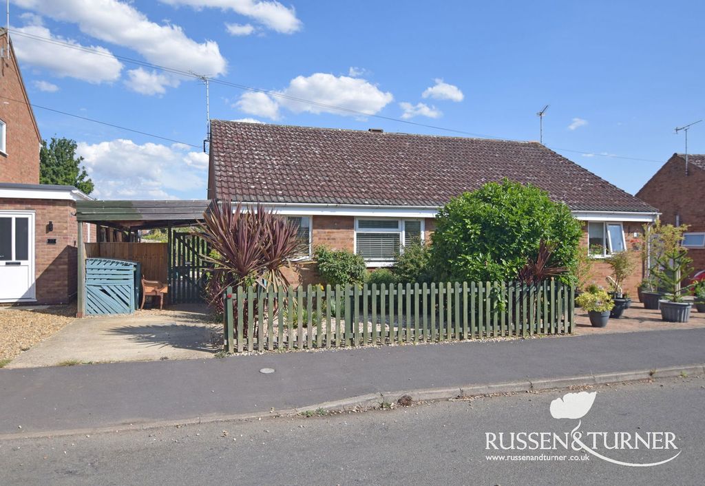 Property photo 1 of 12