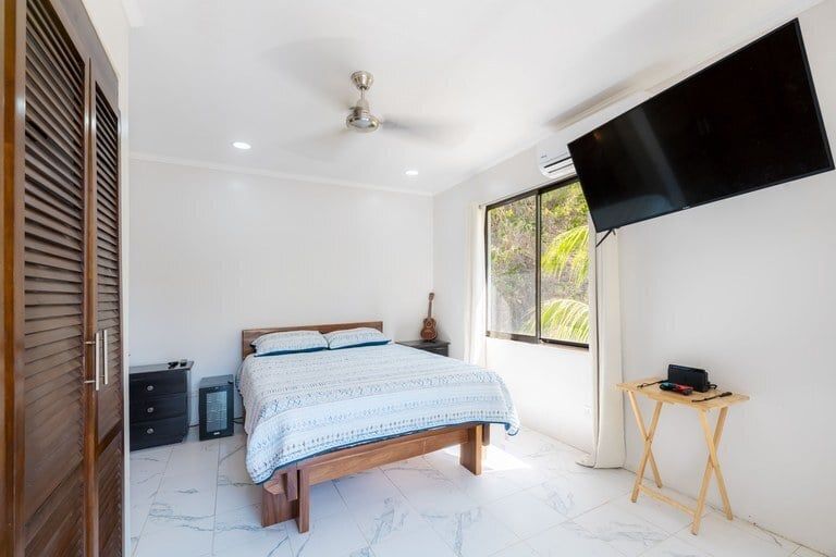 Property photo 2 of 13 <Alttext/>