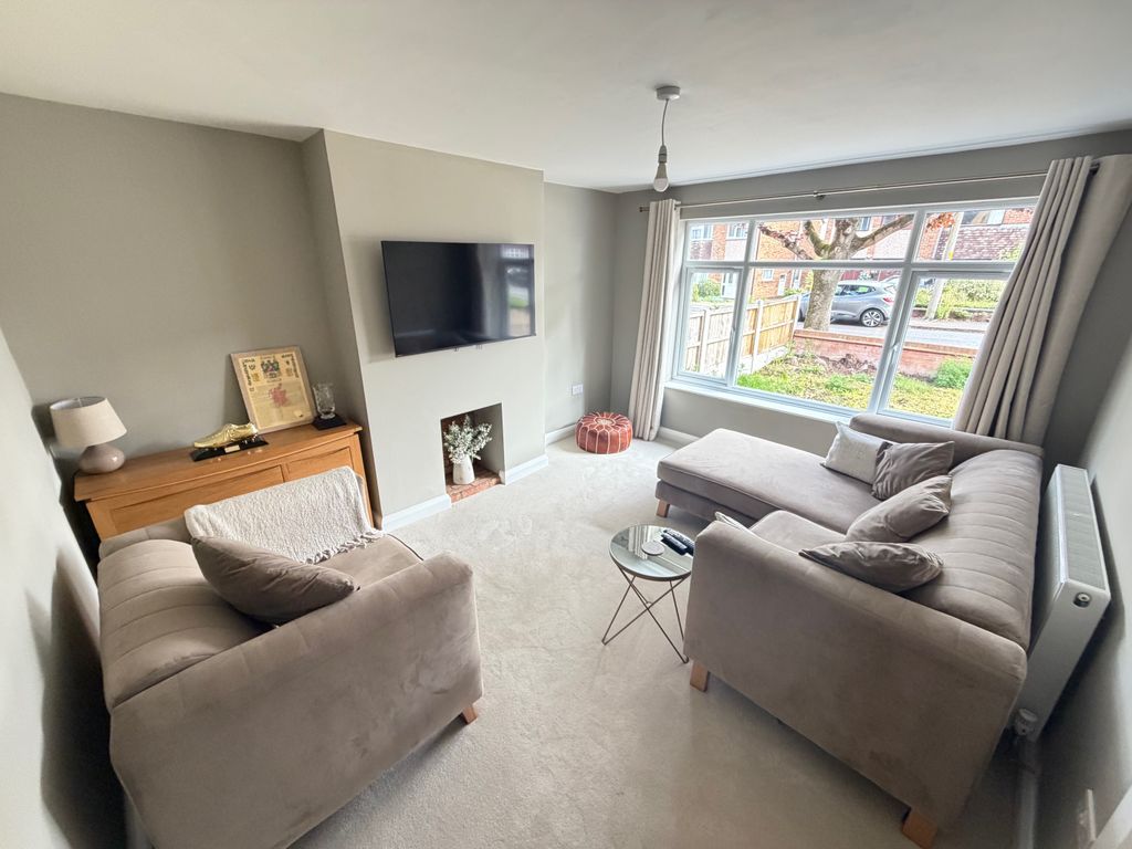 Property photo 3 of 10 Img_5382