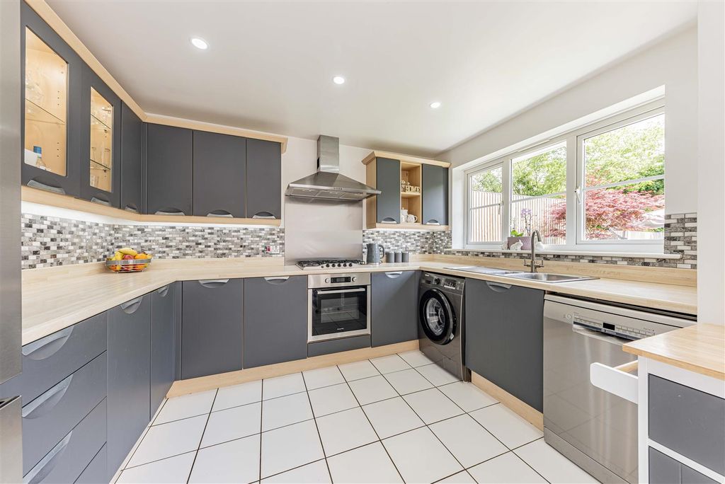 Property photo 1 of 36 L J Imaging-22.Jpg