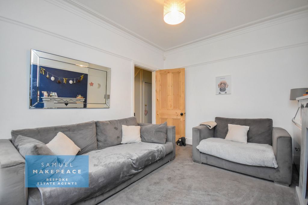 Property photo 3 of 22 Gallery