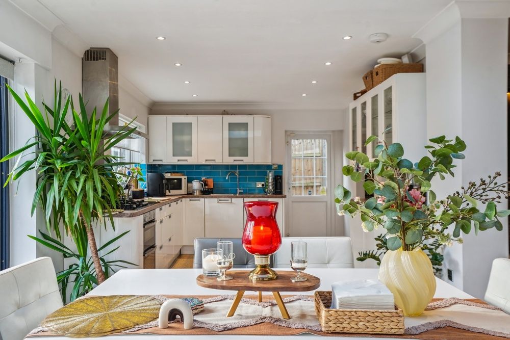 Property photo 2 of 26