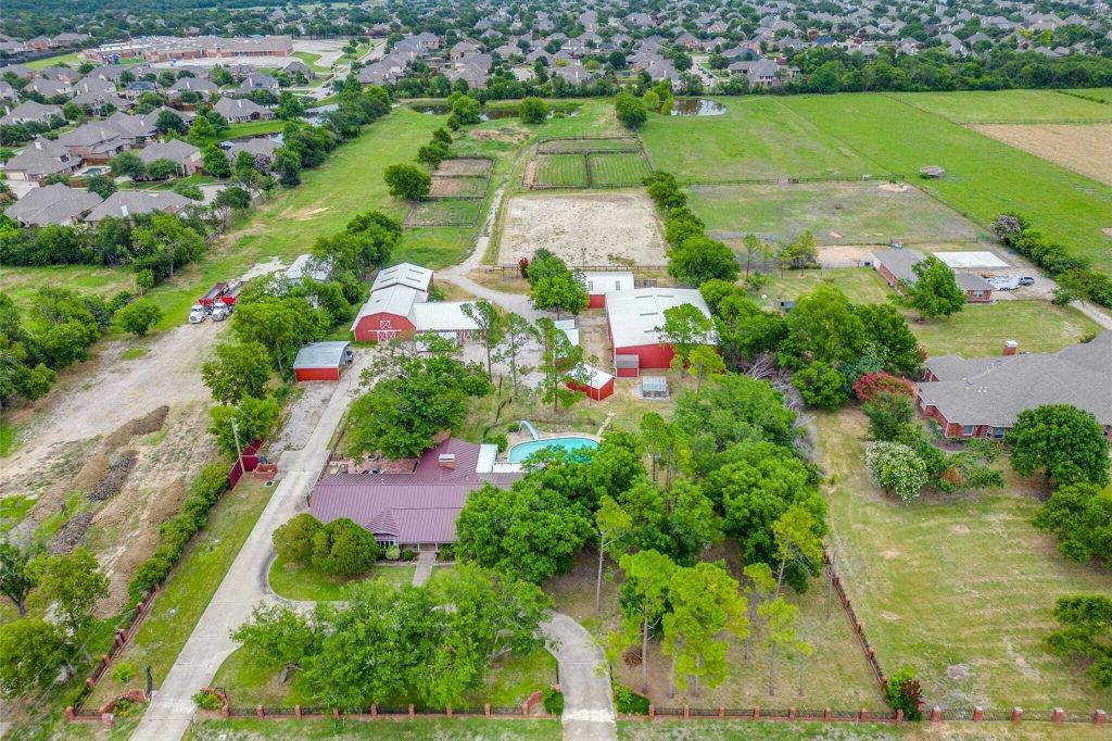 Property photo 2 of 28 <Alttext/>