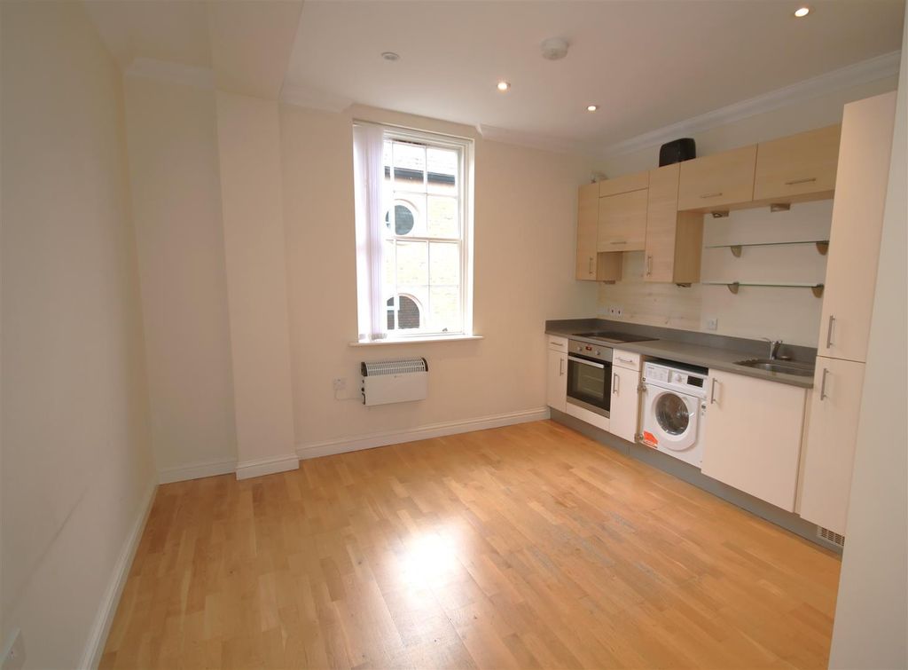 Property photo 1 of 14 Kitchen B.Jpg