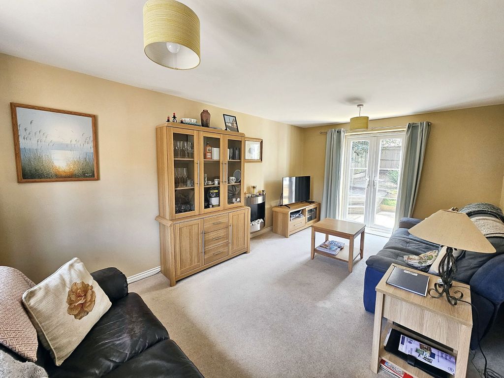 Property photo 3 of 26
