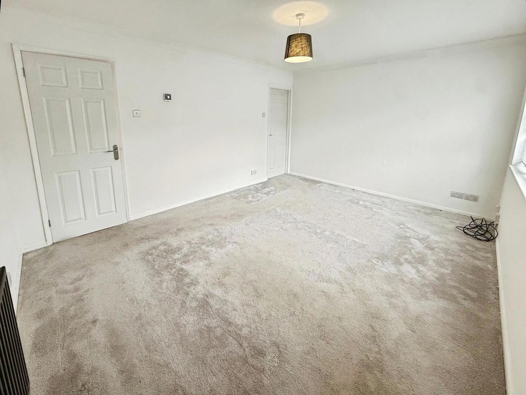 Property photo 2 of 11 Pbox-Img.Jpg