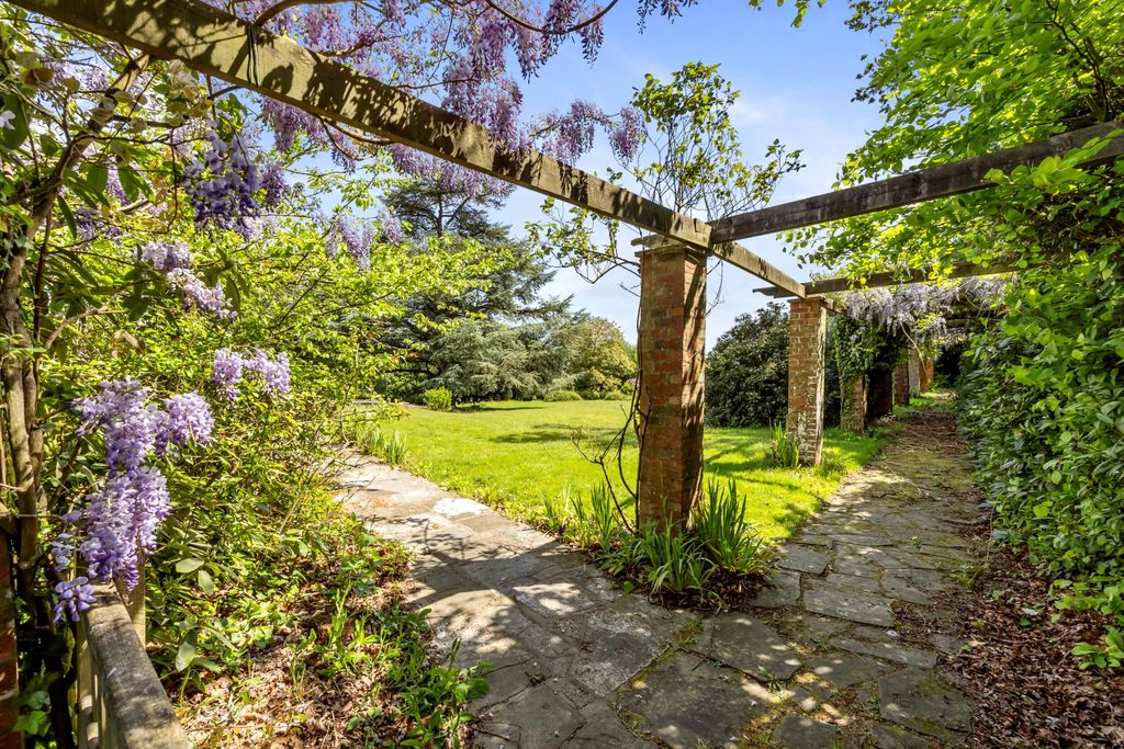 Property photo 3 of 26 Image