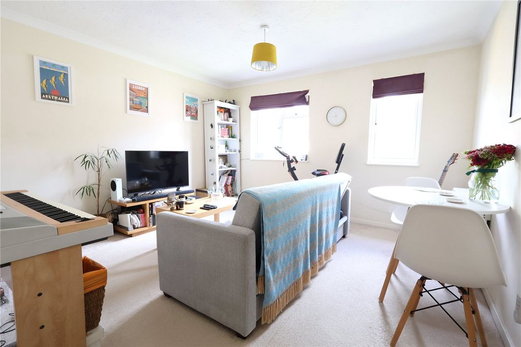 Property photo 2 of 9 Picture No. 05