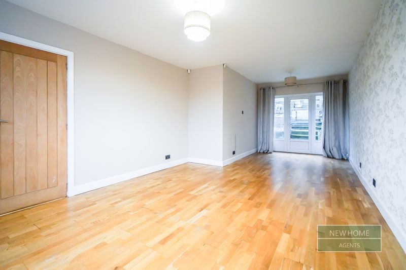 Property photo 2 of 31 Photo 56