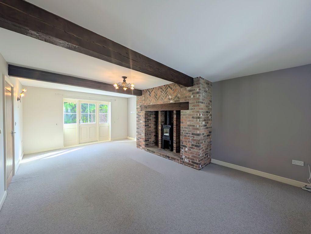 Property photo 3 of 34 Picture No. 37