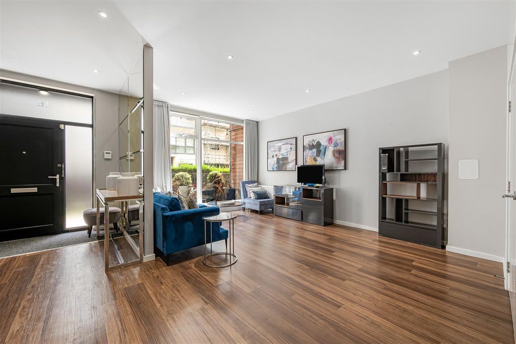 Property photo 2 of 23 1B Palmerston Road.2.Jpg