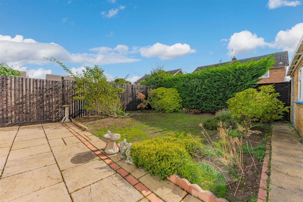 Property photo 3 of 18