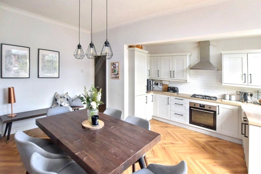 Property photo 3 of 20 Picture No. 31