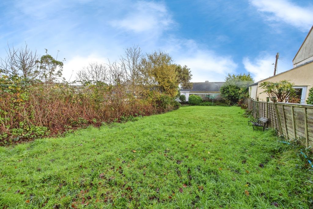 Property photo 3 of 22 Pbox-Img.Jpg