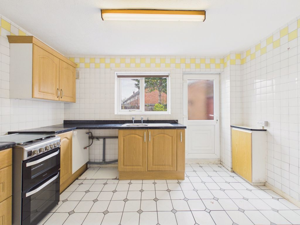 Property photo 2 of 15 5382554