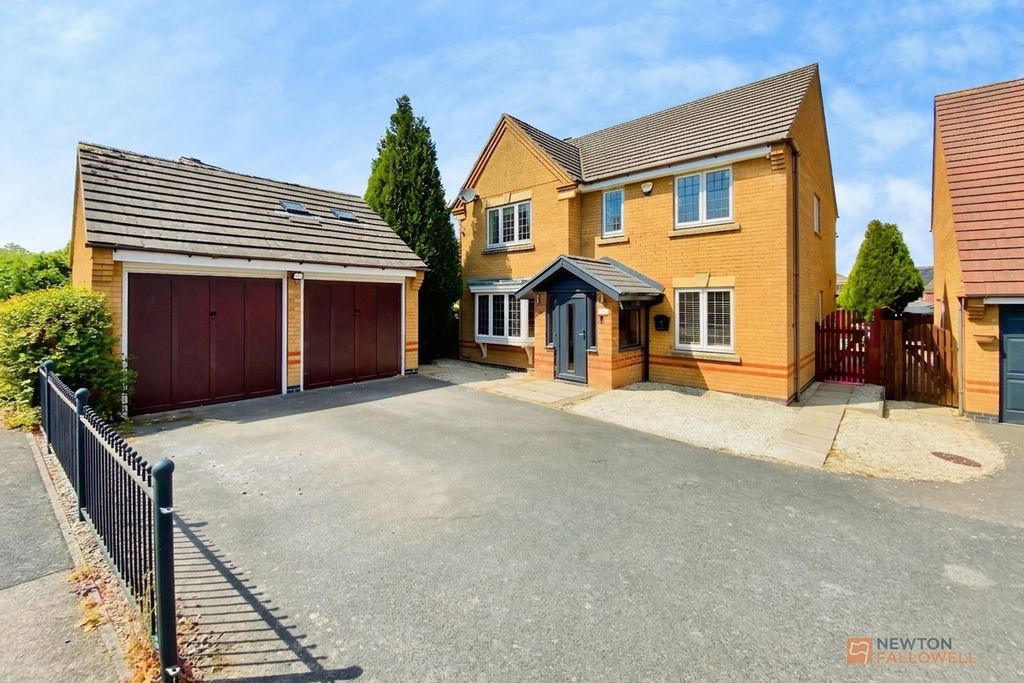 Property photo 1 of 23