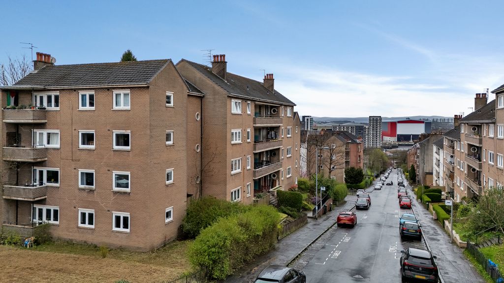 Property photo 1 of 26 3-Print-52 Thornwood Drive Flat 1.2_39