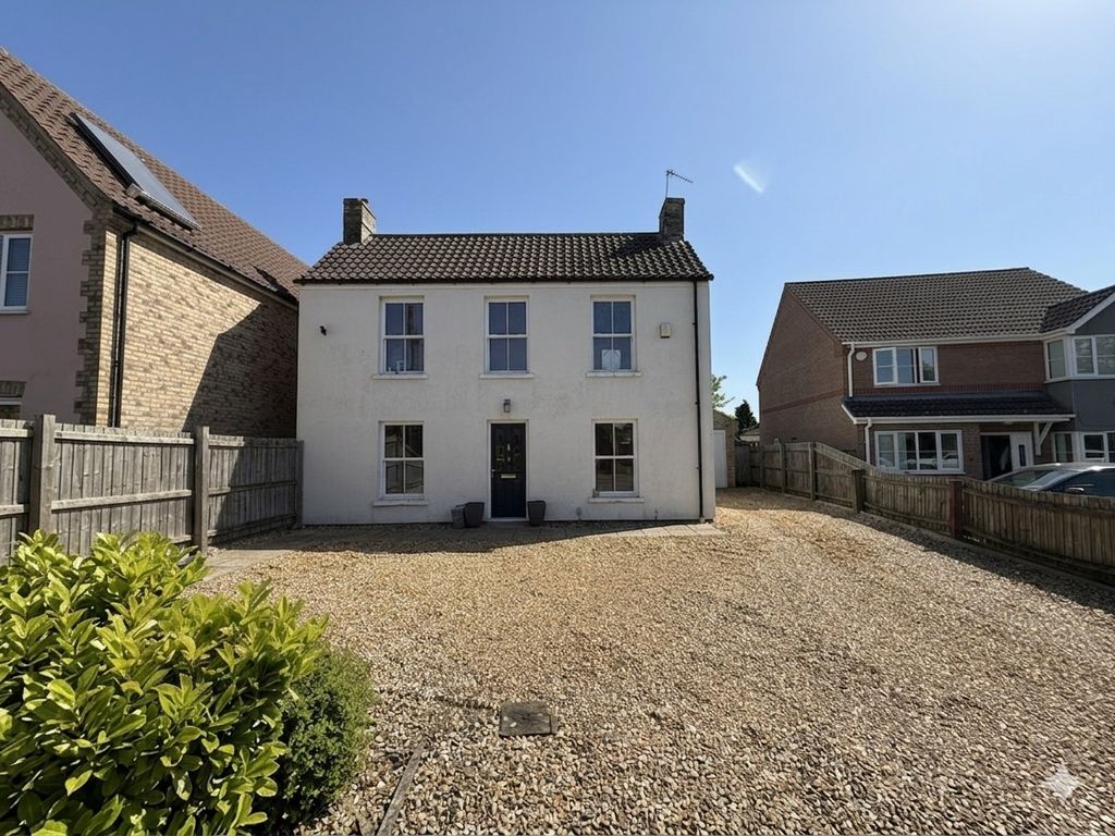 Property photo 1 of 11