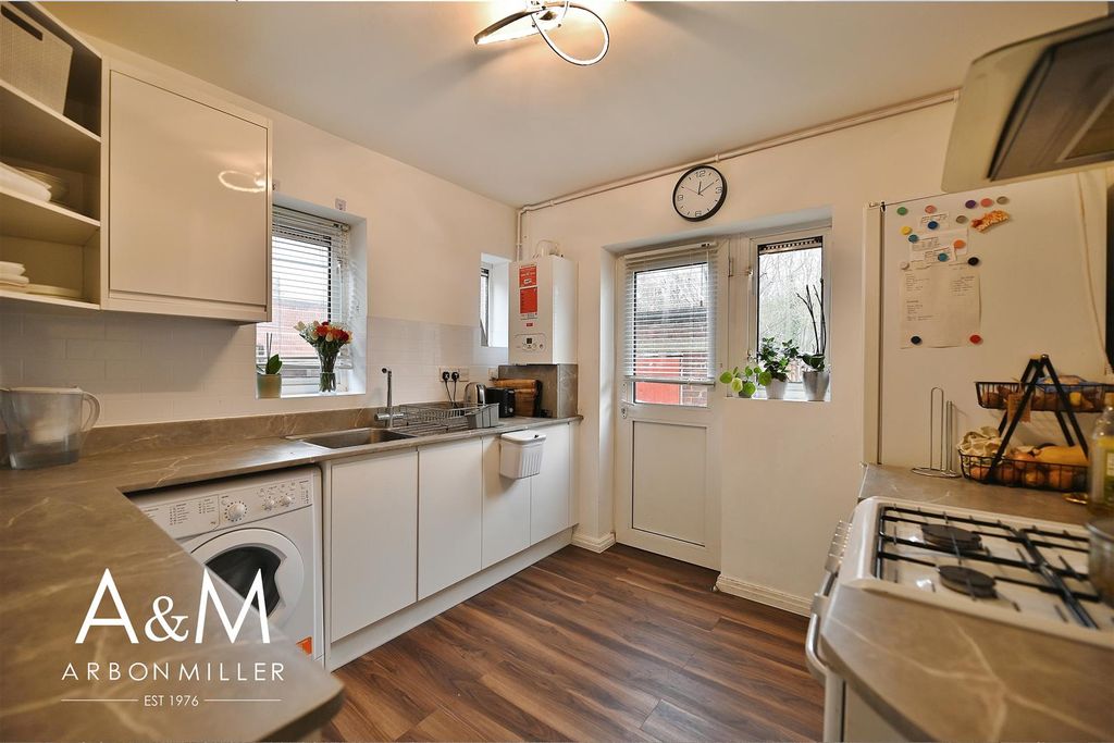 Property photo 2 of 10 1.Jpg