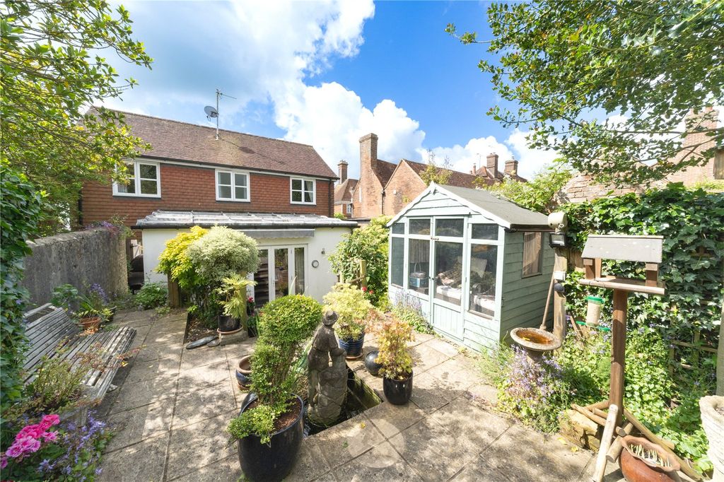 Property photo 2 of 17 Picture No. 09