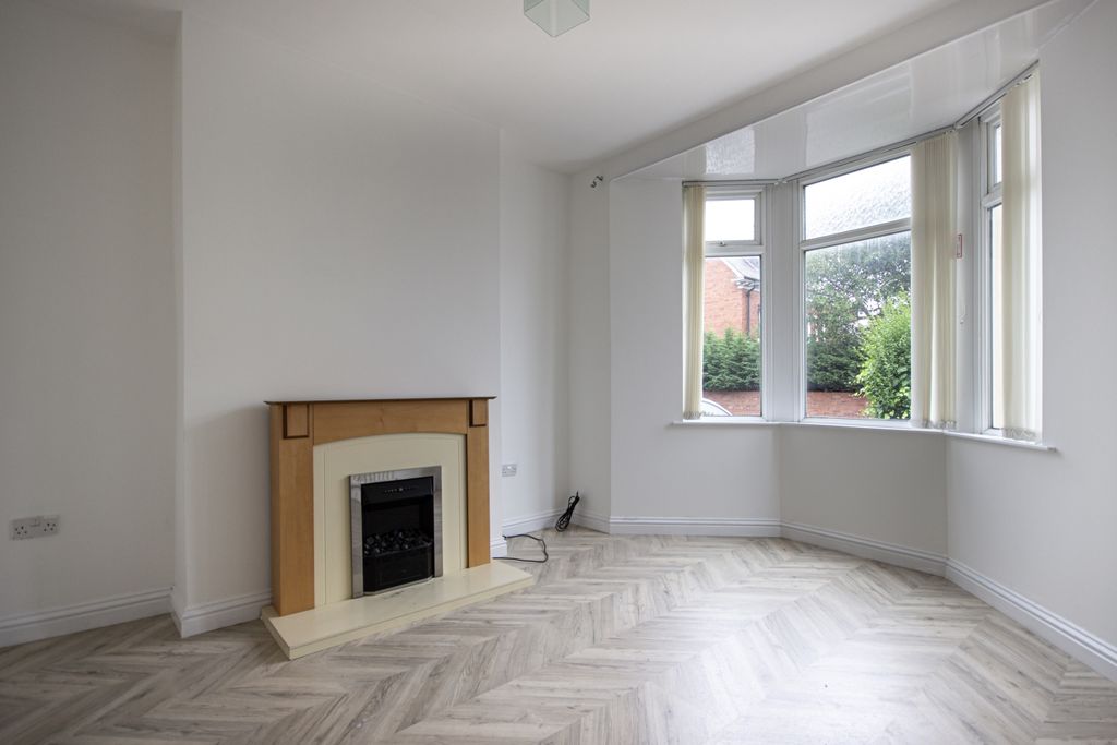 Property photo 3 of 15 2