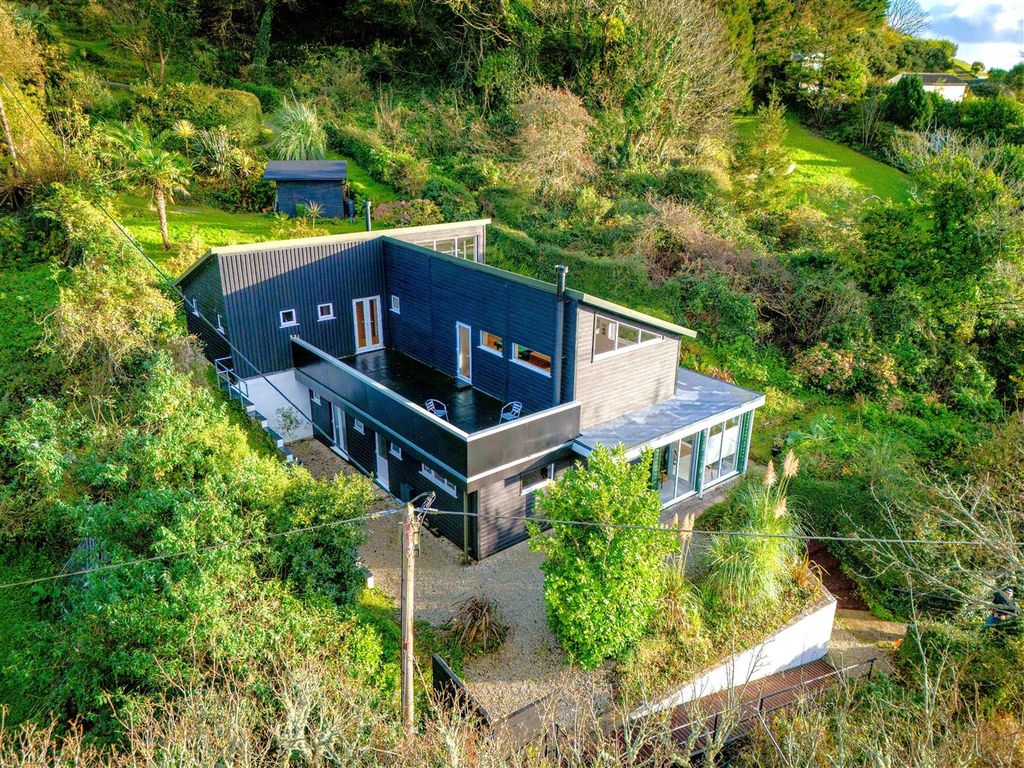 Property photo 2 of 30 Parry_Watch_House-8.Jpg