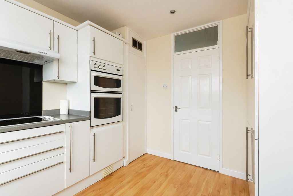 Property photo 3 of 14 Photography