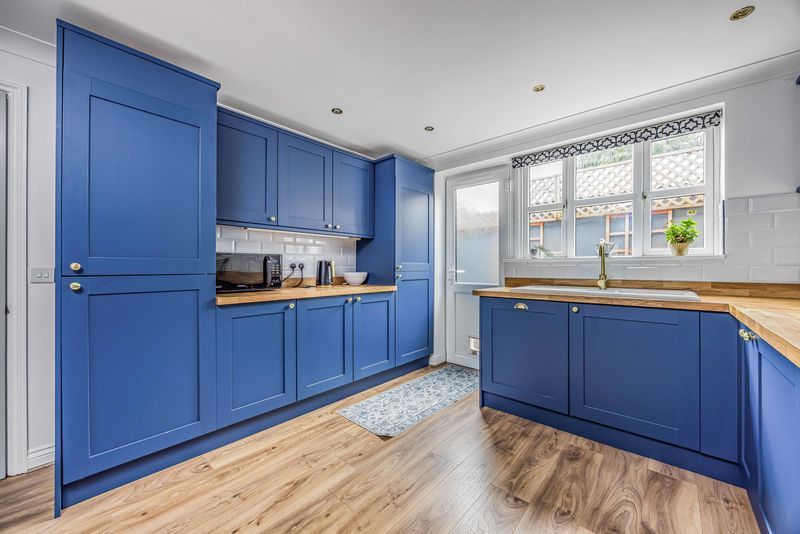 Property photo 2 of 26 Photo 13